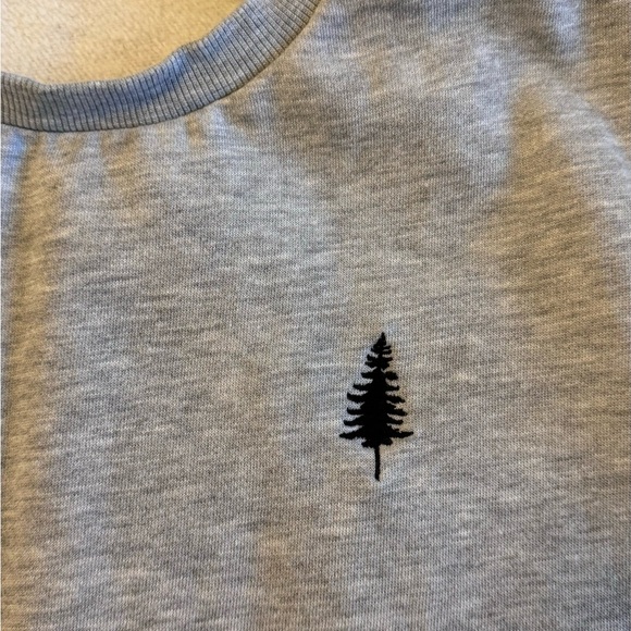 Tentree Crew Neck - Picture 2 of 3